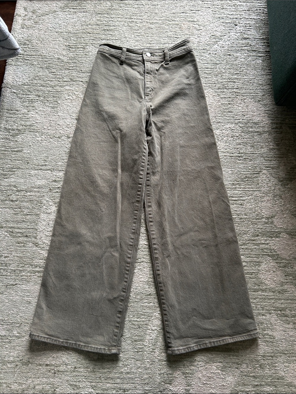 Universal Thread Women's Straight Leg Jeans in Olive Gray